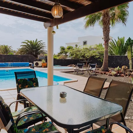 Villa Marina Deluxe & Pool