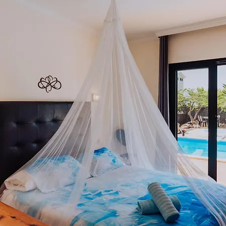 Villa Marina Deluxe&spa Pool Playa Blanca (Lanzarote)